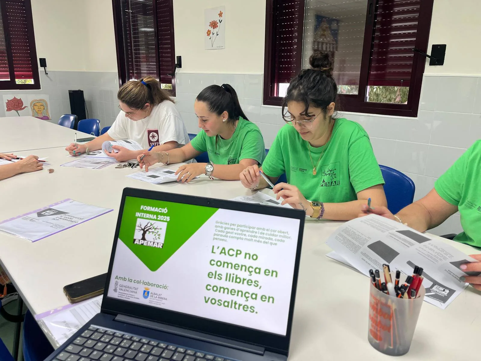 Adaptació i Acollida